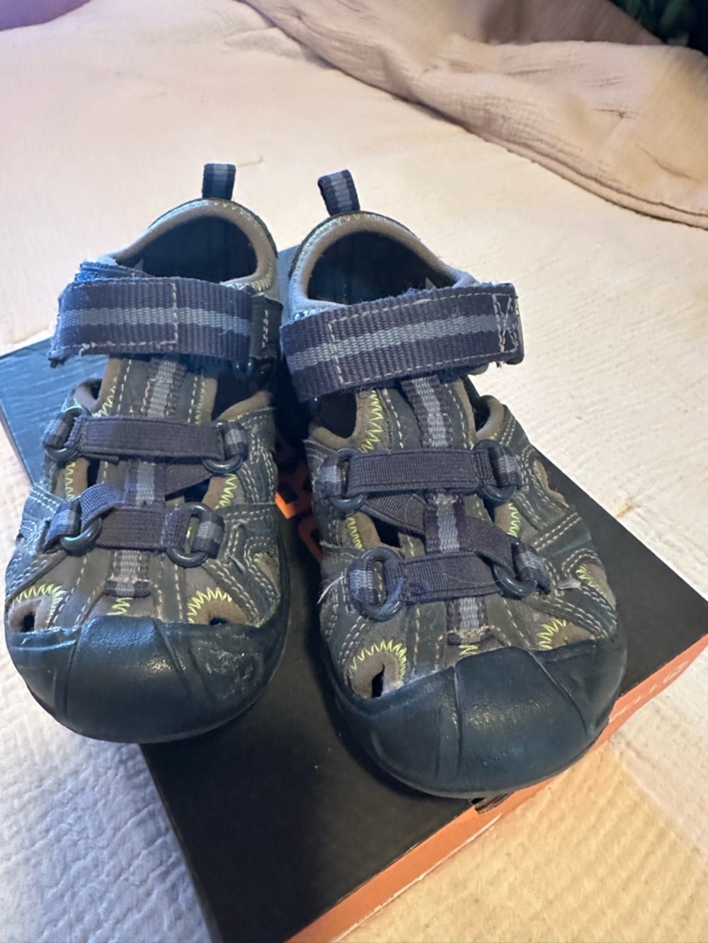 Merrell Kids Hydro Closed-Toe Sandal - Picture 2 of 3